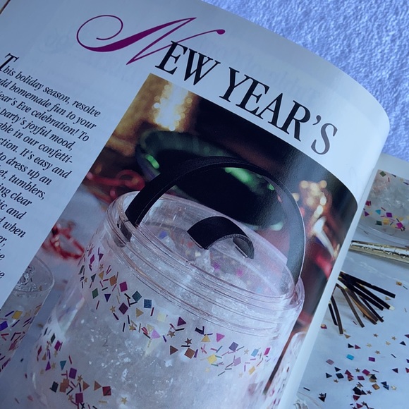 Sew-No-More Holiday Decor Book, 1995 Edition - Picture 10 of 15